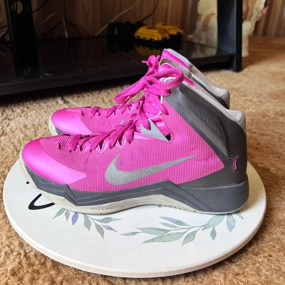 Women’s Nike Zoom HyperQuickness 'Think Pink' Brest cancer awareness size 10. - Picture 7 of 17